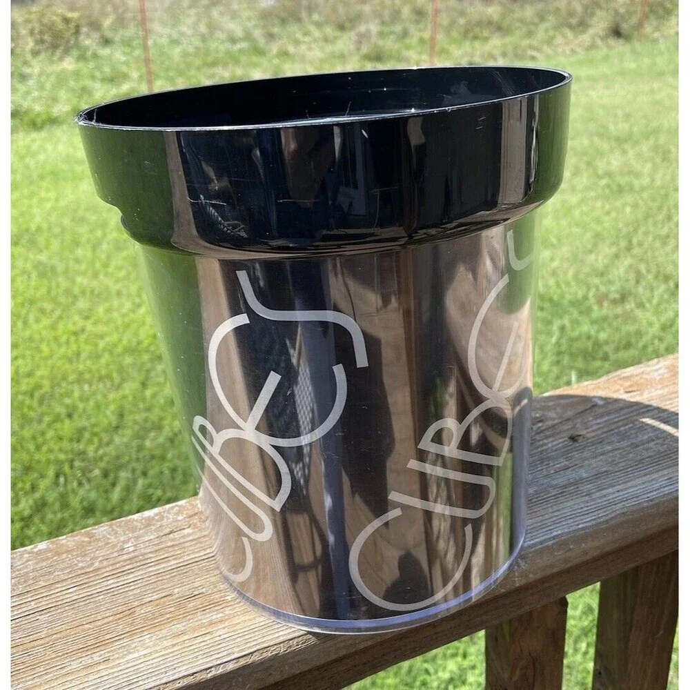 Vintage 1981 Ice Bucket 